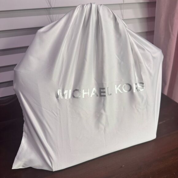 NEW Michael Kors Hamilton Studio Brown Acorn Leather Satchel Camel Keylet $428 - Picture 16 of 16